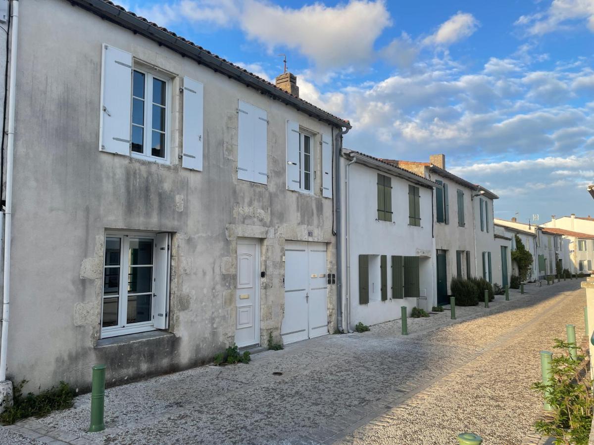 Le Petit Navire Apartment La Flotte Exterior photo